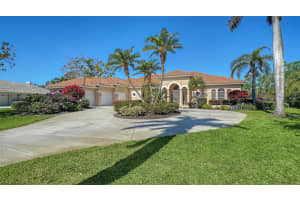 2924 JEFF MYERS CIRCLE, SARASOTA, FL 34240 Sold 05/05/25
