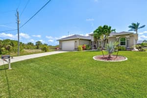 8058 SANTA CRUZ DRIVE, PORT CHARLOTTE, FL 33981 - MLS#MFRA4646989