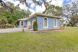 361 WHITFIELD AVENUE, SARASOTA, FL 34243 - MLS#MFRA4647009