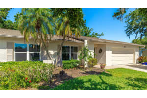 4172 OAKHURST CIRCLE, SARASOTA, FL 34233 Sold 07/17/25