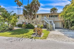 216 69TH STREET, HOLMES BEACH, FL 34217 Sold 05/12/25