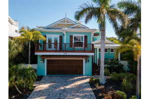 205 65th St, Holmes Beach, FL 34217, Sold 04/04/25