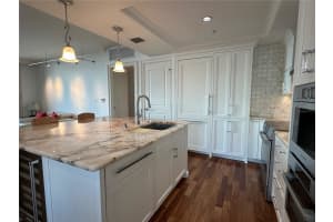 1350 MAIN STREET, SARASOTA, FL 34236 - MLS#MFRA4647129