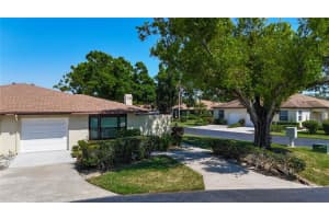 6102 Penny Ln, BRADENTON