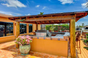 3716 COCONUT TERRACE, BRADENTON, FL 34210 Sold 07/15/25