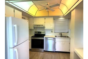 3321 FULLER STREET, SARASOTA, FL 34231 - MLS#MFRA4647164