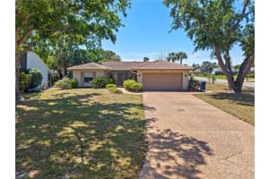 1912 DEANCROFT ROAD, SARASOTA, FL 34235 Sold 05/02/25