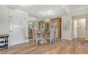 750 TAMIAMI TRAIL, SARASOTA, FL 34236 - MLS#MFRA4647226