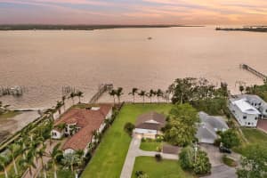 811 35TH AVENUE DRIVE, PALMETTO, FL 34221 Sold 05/13/25