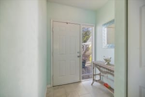 400 LAUREL LAKE DRIVE, VENICE, FL 34292 Sold 08/18/25