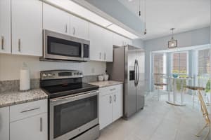 400 LAUREL LAKE DRIVE, VENICE, FL 34292 Sold 08/18/25