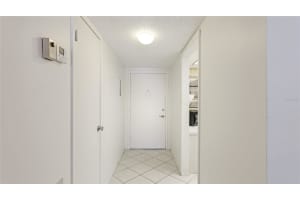 1330 GLEN OAKS DRIVE, SARASOTA, FL 34232 - MLS#MFRA4647334