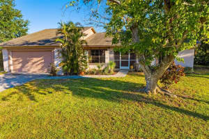 1658 RIDGEWOOD LANE, SARASOTA, FL 34231 Sold 05/19/25