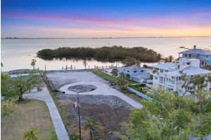 7314 WESTMORELAND DRIVE, SARASOTA, FL 34243 - MLS#MFRA4647403