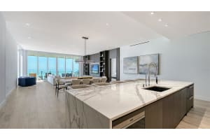 4651 GULF OF MEXICO DRIVE, LONGBOAT KEY, FL 34228 Sold 08/29/25