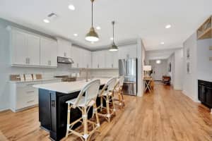 3533 SECLUDED COURT, SARASOTA, FL 34240 Sold 06/02/25