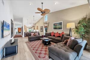 5578 COUNTRY CLUB WAY, SARASOTA, FL 34243 Sold 06/06/25