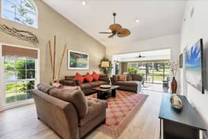 5578 COUNTRY CLUB WAY, SARASOTA, FL 34243 Sold 06/06/25