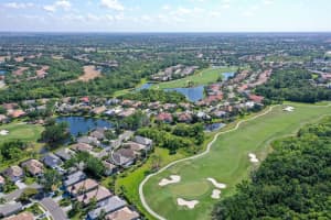 6642 Oakland Hills Dr, LAKEWOOD RANCH
