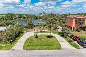 904 LUCILLE AVENUE, NOKOMIS, FL 34275 - MLS#MFRA4647481