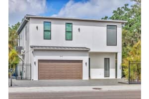 4112 Swift Rd, SARASOTA