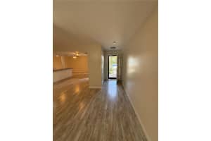 940 BYRON COURT, SARASOTA, FL 34243 - MLS#MFRA4647493