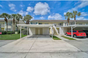 208 SILVER LAKE DRIVE, VENICE, FL 34292 Sold 09/10/25