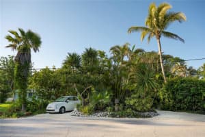 313 PALMETTO ROAD, NOKOMIS, FL 34275 Sold 05/16/25