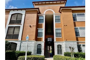 8325 38th Street Cir E #107, SARASOTA