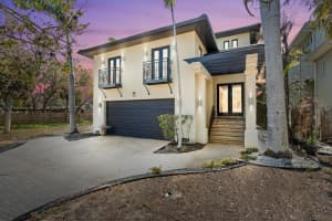 4964 COMMONWEALTH DRIVE, SARASOTA, FL 34242 - MLS#MFRA4647594