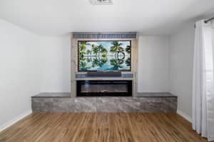 2929 SIESTA DRIVE, VENICE, FL 34293 Sold 07/01/25