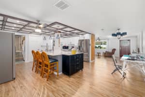 2929 SIESTA DRIVE, VENICE, FL 34293 Sold 07/01/25