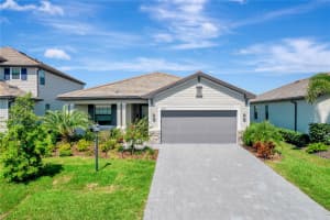 15719 BAREFOOT BEACH DRIVE, LAKEWOOD RANCH, FL 34211 - MLS#MFRA4647695