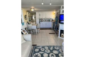 2094 DETROITER STREET, SARASOTA, FL 34231 - MLS#MFRA4647704