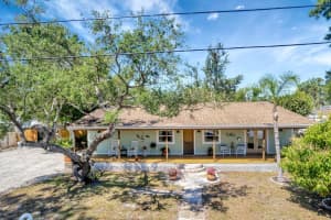 4030 Worcester Rd, SARASOTA