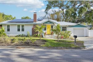 2216 13TH AVENUE, BRADENTON, FL 34205 Sold 06/03/25