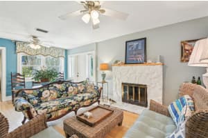 2216 13TH AVENUE, BRADENTON, FL 34205 Sold 06/03/25