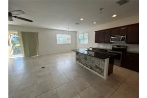 8143 MIRAMAR WAY, LAKEWOOD RANCH, FL 34202 - MLS#MFRA4647748