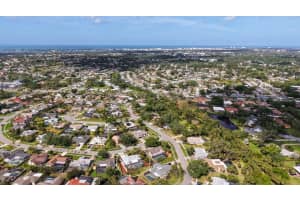 6583 WATERFORD CIRCLE, SARASOTA, FL 34238 Sold 10/02/25