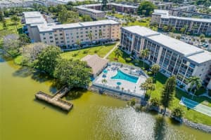 3562 Lake Bayshore Dr #k-202, BRADENTON