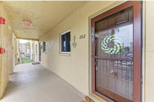 3562 LAKE BAYSHORE DRIVE, BRADENTON, FL 34205 - MLS#MFRA4647826