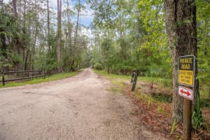 1971 OLD TRAIN ROAD, DELTONA, FL 32738 Sold 08/12/25