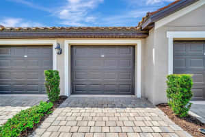 5694 PALMER CIRCLE, BRADENTON, FL 34211 Sold 06/27/25