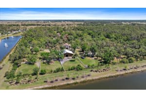 8280 IBIS STREET, SARASOTA, FL 34241 - MLS#MFRA4647903