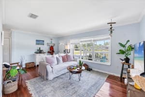 5675 SAINT LOUIS AVENUE, SARASOTA, FL 34233 - MLS#MFRA4647917