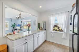 5675 SAINT LOUIS AVENUE, SARASOTA, FL 34233 - MLS#MFRA4647917
