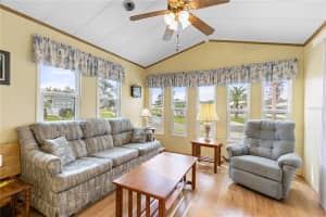 182 CROWN POINT DRIVE, NOKOMIS, FL 34275 - MLS#MFRA4647919