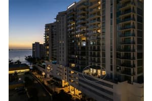 301 Quay Commons #507, SARASOTA