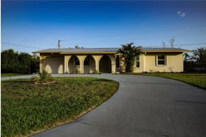 389 MILLPORT STREET, PORT CHARLOTTE, FL 33948 - MLS#MFRA4647971