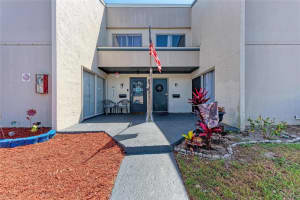 1026 LONGFELLOW COURT, SARASOTA, FL 34243 Sold 10/20/25